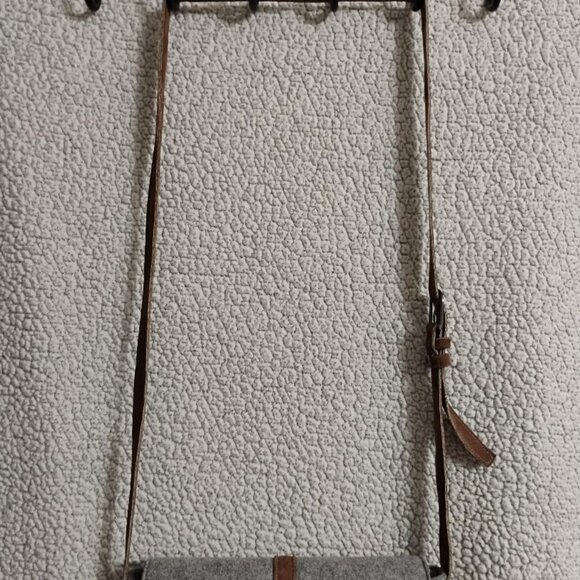 Universal Threads Crossbody Bag - Picture 2 of 9